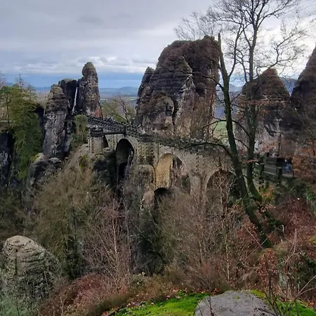 Am Rittergut Giesenstein *
